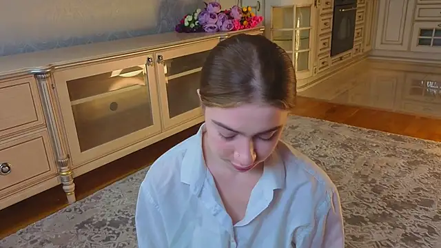 Snapshot of EadlinGillim chatting on October 16, 2025, 2:42 am EadlinGillim online show from October 16, 2025, 2:42 am