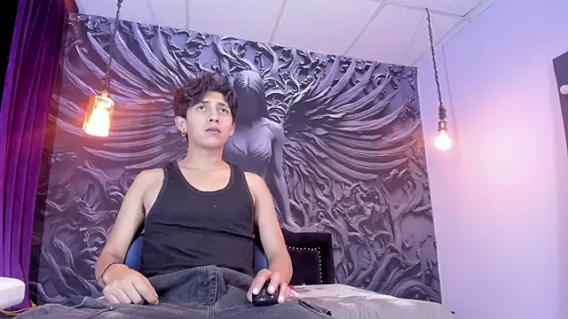 Snapshot of Ethann1_ chatting on October 21, 2025, 3:50 am Ethann1 online show from October 21, 2025, 3:50 am