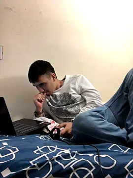 Snapshot of Cesar_Augusto chatting on September 27, 2025, 5:13 am Cesar Augusto online show from September 27, 2025, 5:13 am