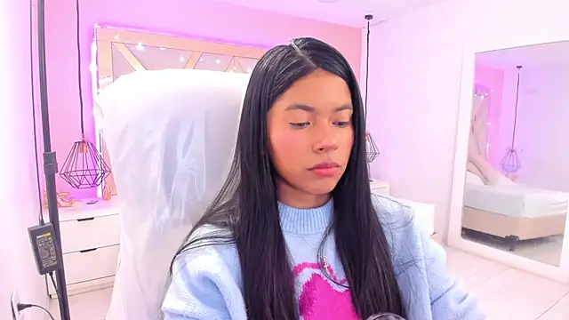 samantaa shy online show from March 18, 2026, 2:37 am