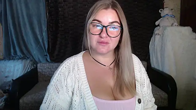 Snapshot of NikaSkylink chatting on October 16, 2025, 3:48 am NikaSkylink online show from October 16, 2025, 3:48 am