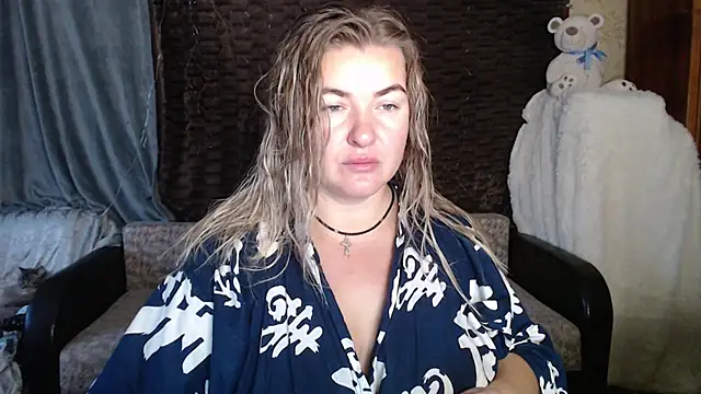 Snapshot of NikaSkylink chatting on October 22, 2025, 4:01 am NikaSkylink online show from October 22, 2025, 4:01 am