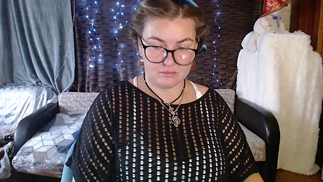 NikaSkylink online show from November 11, 2025, 6:30 am