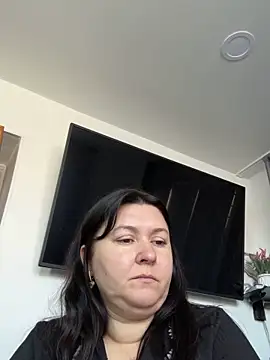 Liza Will online show from February 10, 2026, 9:52 am