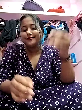 Snapshot of Fun__with__Prity chatting on October 30, 2025, 6:16 pm Fun with Prity online show from October 30, 2025, 6:16 pm