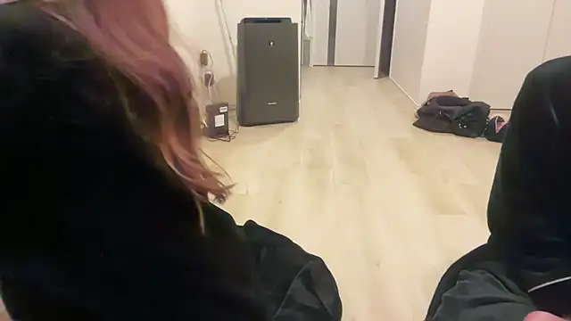 Snapshot of p-nyan4 chatting on January 15, 2026, 6:00 pm p-nyan4 online show from January 15, 2026, 6:00 pm