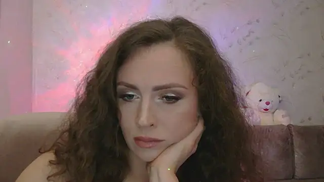 Amber Carrol online show from February 16, 2026, 3:21 pm