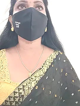 shivani27 online show from December 22, 2025, 6:08 pm