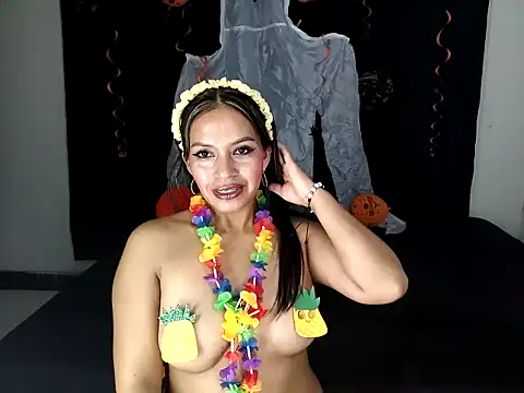 Snapshot of AntonelaMorriz chatting on October 16, 2025, 5:38 am AntonelaMorriz online show from October 16, 2025, 5:38 am