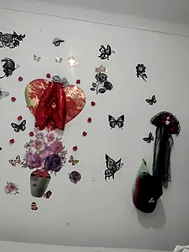 AntonelaMorriz online show from March 13, 2026, 9:14 am