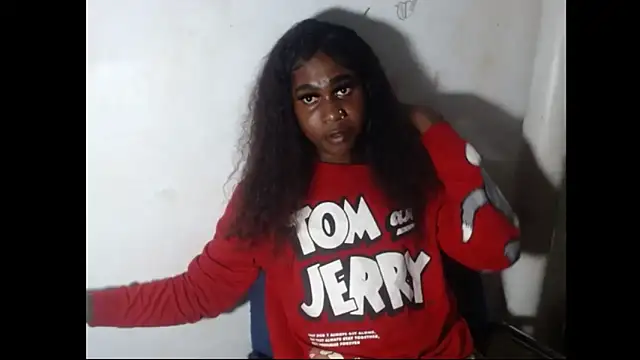 BebaFoxx online show from November 16, 2025, 3:06 pm