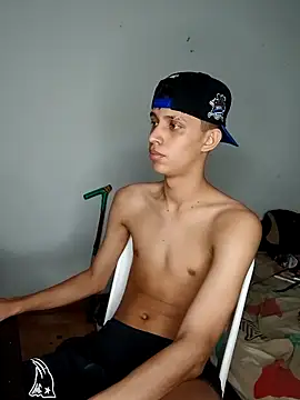 Snapshot of Allnei chatting on February 4, 2026, 12:16 am Allnei online show from February 4, 2026, 12:16 am