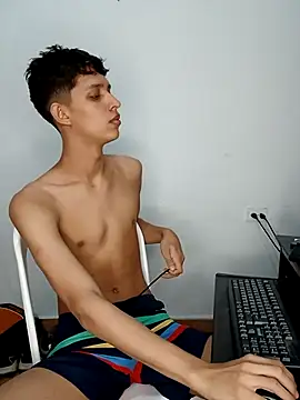 Snapshot of Allnei chatting on February 26, 2026, 11:16 pm Allnei online show from February 26, 2026, 11:16 pm