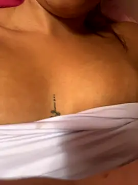 ninfetinha20 online show from September 25, 2025, 2:23 pm