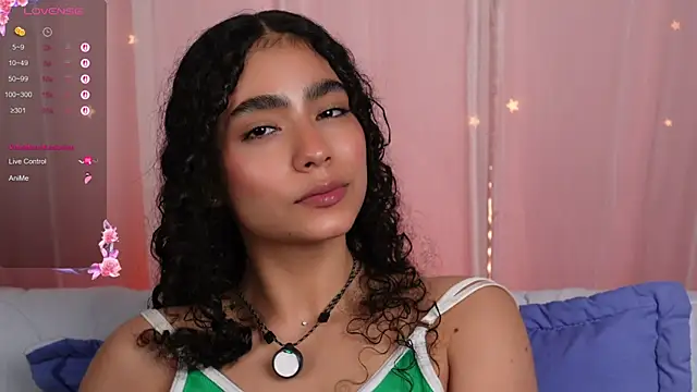 Snapshot of Victoria_Curly chatting on September 29, 2025, 11:54 pm Victoria Curly online show from September 29, 2025, 11:54 pm