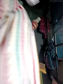 Nude-Priya2 online show from October 11, 2025, 10:27 am