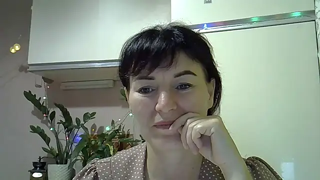 Snapshot of Krystal_82 chatting on September 11, 2025, 1:38 am Krystal 82 online show from September 11, 2025, 1:38 am
