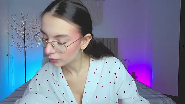 Real cutie1 online show from February 27, 2026, 1:55 pm