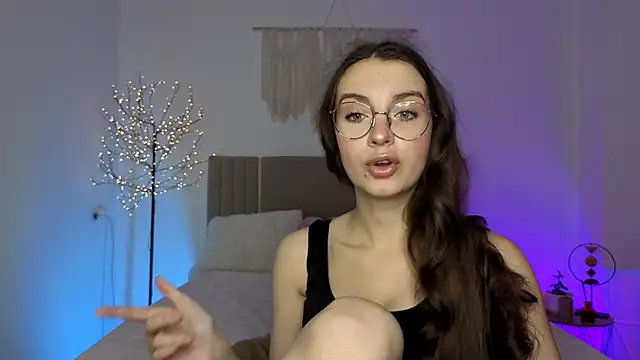 Real cutie1 online show from February 16, 2026, 2:05 pm