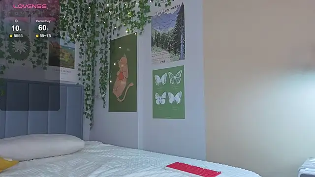 Snapshot of Ashley_Pierce chatting on September 18, 2025, 5:16 pm Ashley Pierce online show from September 18, 2025, 5:16 pm