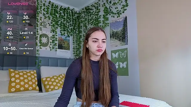 Snapshot of Ashley_Pierce chatting on October 7, 2025, 4:13 am Ashley Pierce online show from October 7, 2025, 4:13 am