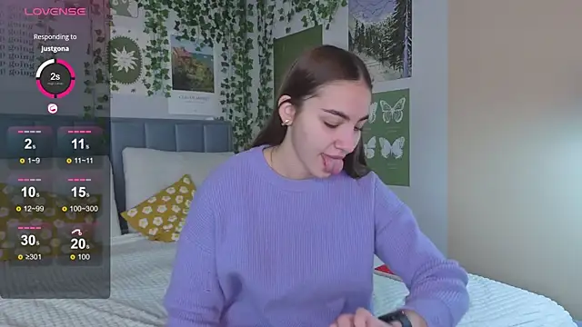 Snapshot of Ashley_Pierce chatting on September 26, 2025, 4:08 am Ashley Pierce online show from September 26, 2025, 4:08 am