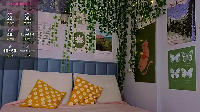 Snapshot of Ashley_Pierce chatting on October 20, 2025, 4:14 am Ashley Pierce online show from October 20, 2025, 4:14 am