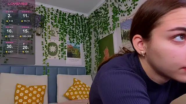 Snapshot of Ashley_Pierce chatting on October 15, 2025, 4:11 am Ashley Pierce online show from October 15, 2025, 4:11 am