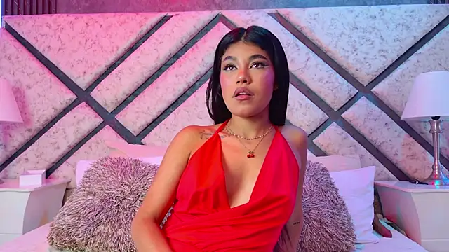 Snapshot of ZafiraRose chatting on October 21, 2025, 7:46 pm ZafiraRose online show from October 21, 2025, 7:46 pm