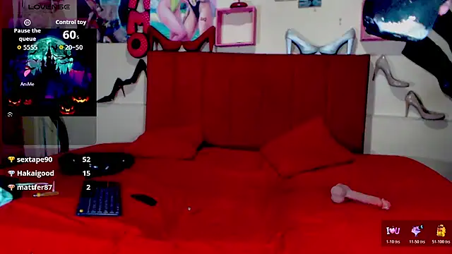 blondehot5v online show from October 28, 2025, 12:48 pm