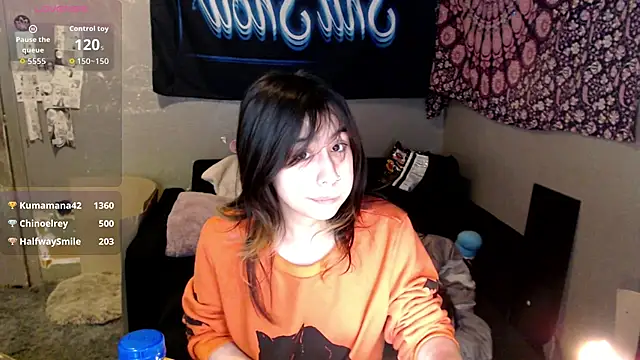 Snapshot of London_Ray chatting on October 20, 2025, 5:20 am London Ray online show from October 20, 2025, 5:20 am