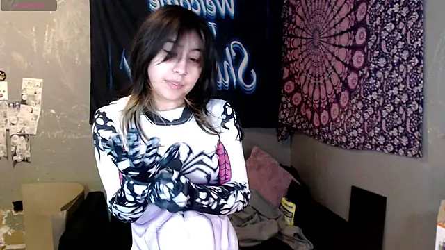 Snapshot of London_Ray chatting on October 9, 2025, 6:47 am London Ray online show from October 9, 2025, 6:47 am