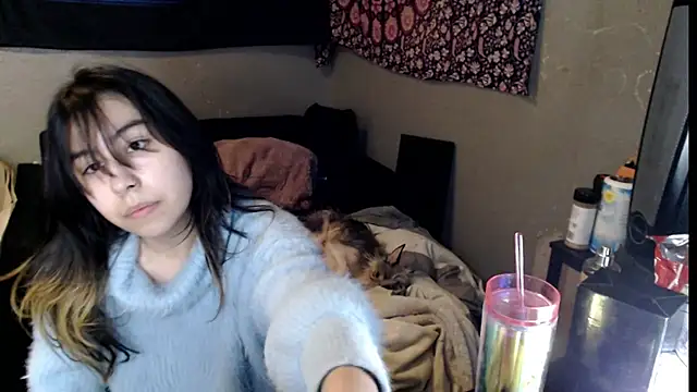 London Ray online show from November 12, 2025, 10:19 am