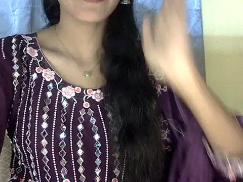 zara Khan0 online show from September 14, 2025, 2:50 pm