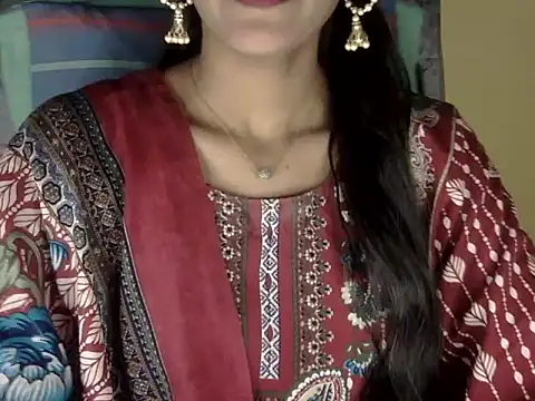 Snapshot of zara_Khan0 chatting on October 6, 2025, 2:07 pm zara Khan0 online show from October 6, 2025, 2:07 pm