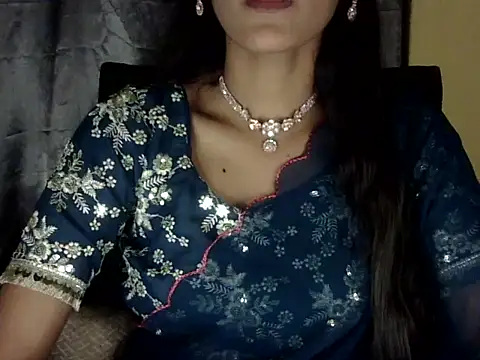 Snapshot of zara_Khan0 chatting on November 2, 2025, 5:18 pm zara Khan0 online show from November 2, 2025, 5:18 pm