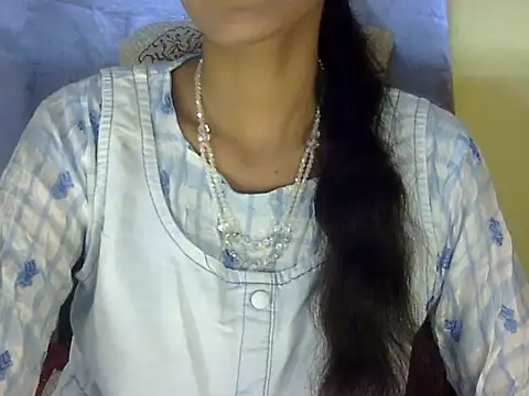 zara Khan0 online show from September 9, 2025, 1:42 pm