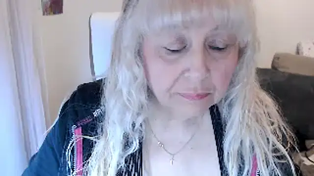 Snapshot of SusiLifeXXX chatting on October 27, 2025, 8:54 pm SusiLifeXXX online show from October 27, 2025, 8:54 pm