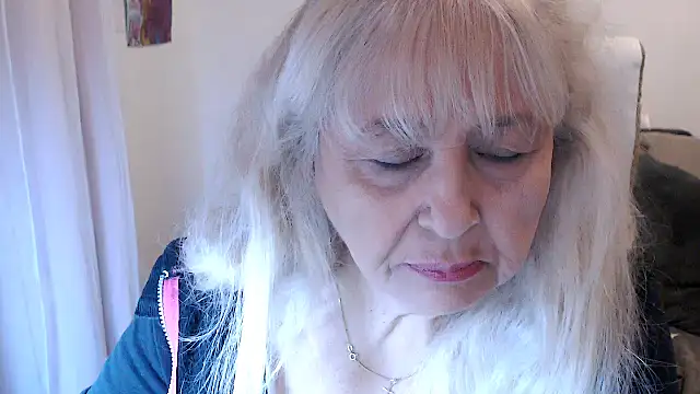 Snapshot of SusiLifeXXX chatting on October 11, 2025, 6:31 pm SusiLifeXXX online show from October 11, 2025, 6:31 pm