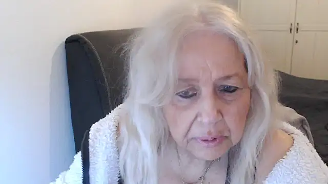 SusiLifeXXX online show from February 17, 2026, 10:07 pm