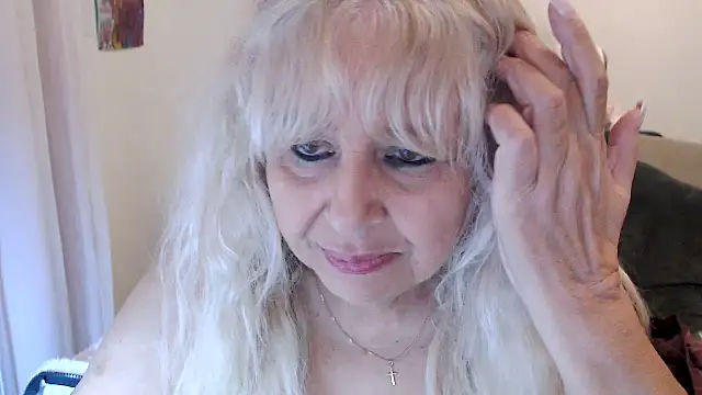 Snapshot of SusiLifeXXX chatting on October 15, 2025, 6:16 pm SusiLifeXXX online show from October 15, 2025, 6:16 pm