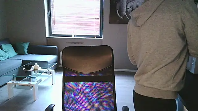 Dartanjanas13 online show from October 5, 2025, 11:01 am