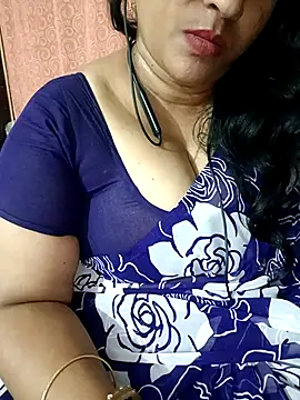Swetyhoney online show from September 15, 2025, 8:31 pm