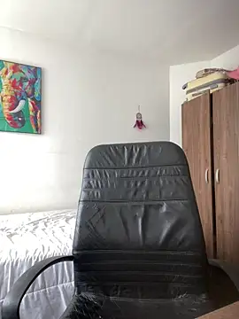 Snapshot of Seshat_Hitt chatting on October 3, 2025, 6:09 pm Seshat Hitt online show from October 3, 2025, 6:09 pm