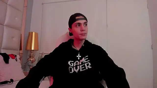 Snapshot of dark_sun302 chatting on October 22, 2025, 3:06 am dark sun302 online show from October 22, 2025, 3:06 am