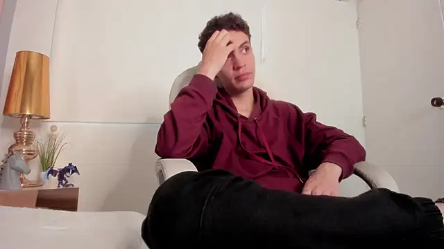 Snapshot of dark_sun302 chatting on October 3, 2025, 9:27 pm dark sun302 online show from October 3, 2025, 9:27 pm