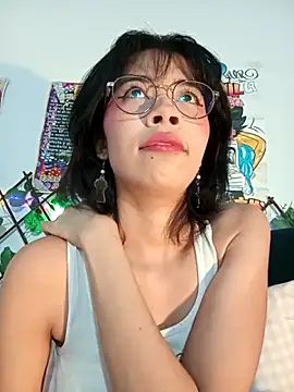 dolliette24 online show from March 17, 2026, 5:43 am