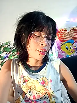 dolliette24 online show from February 10, 2026, 2:43 am