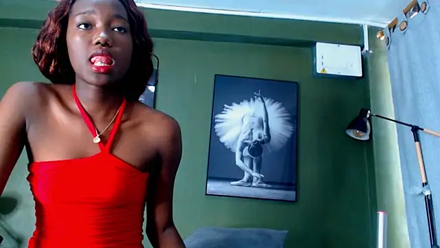 Evaa 18 online show from October 1, 2025, 5:28 pm