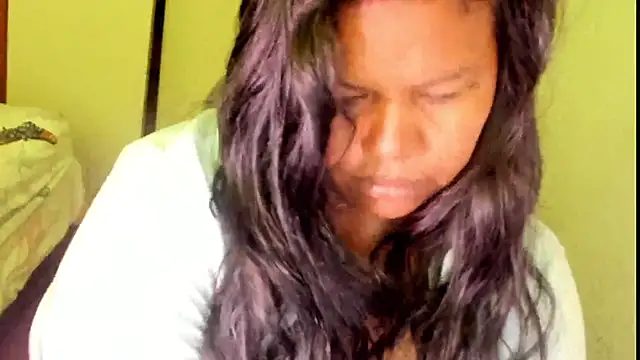 ebonylouissexyhot online show from October 17, 2025, 8:21 pm